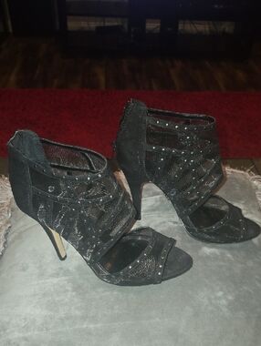 Rock And Republic Black Studded Strappy Women's Heels